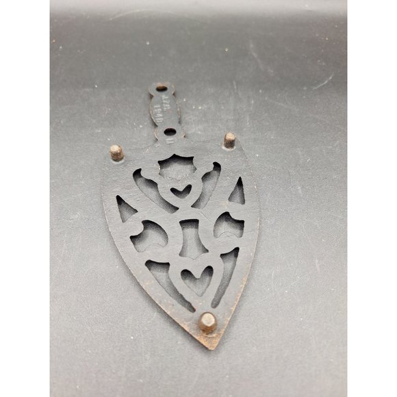 ANTIQUE CAST IRON TRIVET DECORATIVE HOT PAD SERVING RACK JZH 1948 M - Picture 2 of 9